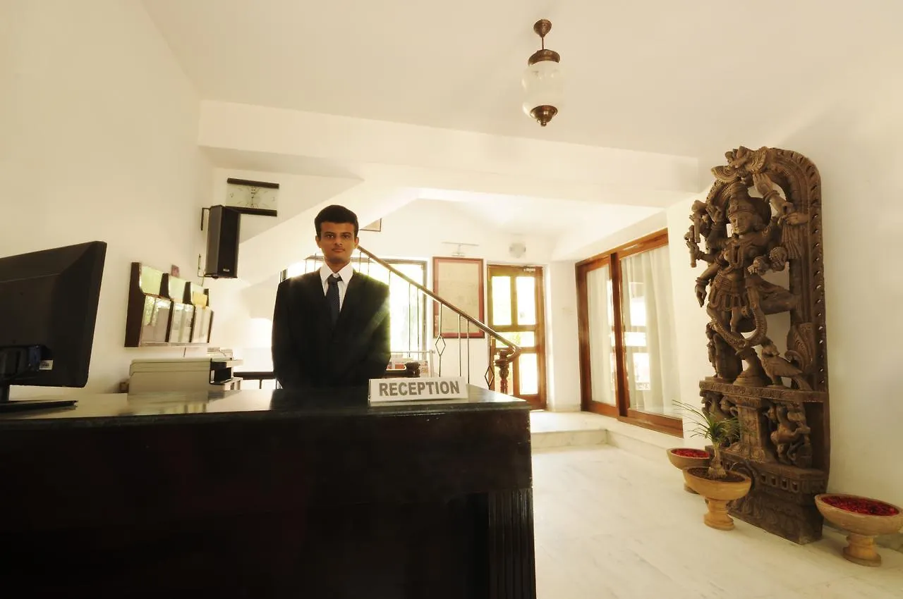 Ambavgarh Retreat Hotel Udaipur India