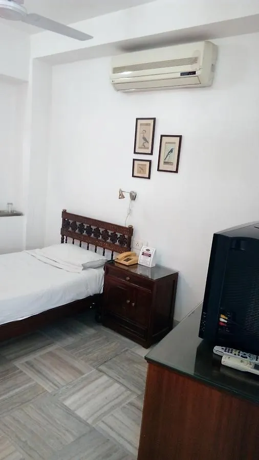 Ambavgarh Retreat Hotel Udaipur India